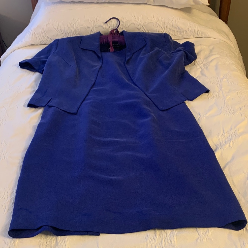 Elegant silk Blue sleeveless Dress with Jacket